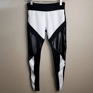 Electric Yoga EUC Black & White Colorblock Faux Leather Yoga Pant Leggings - XS